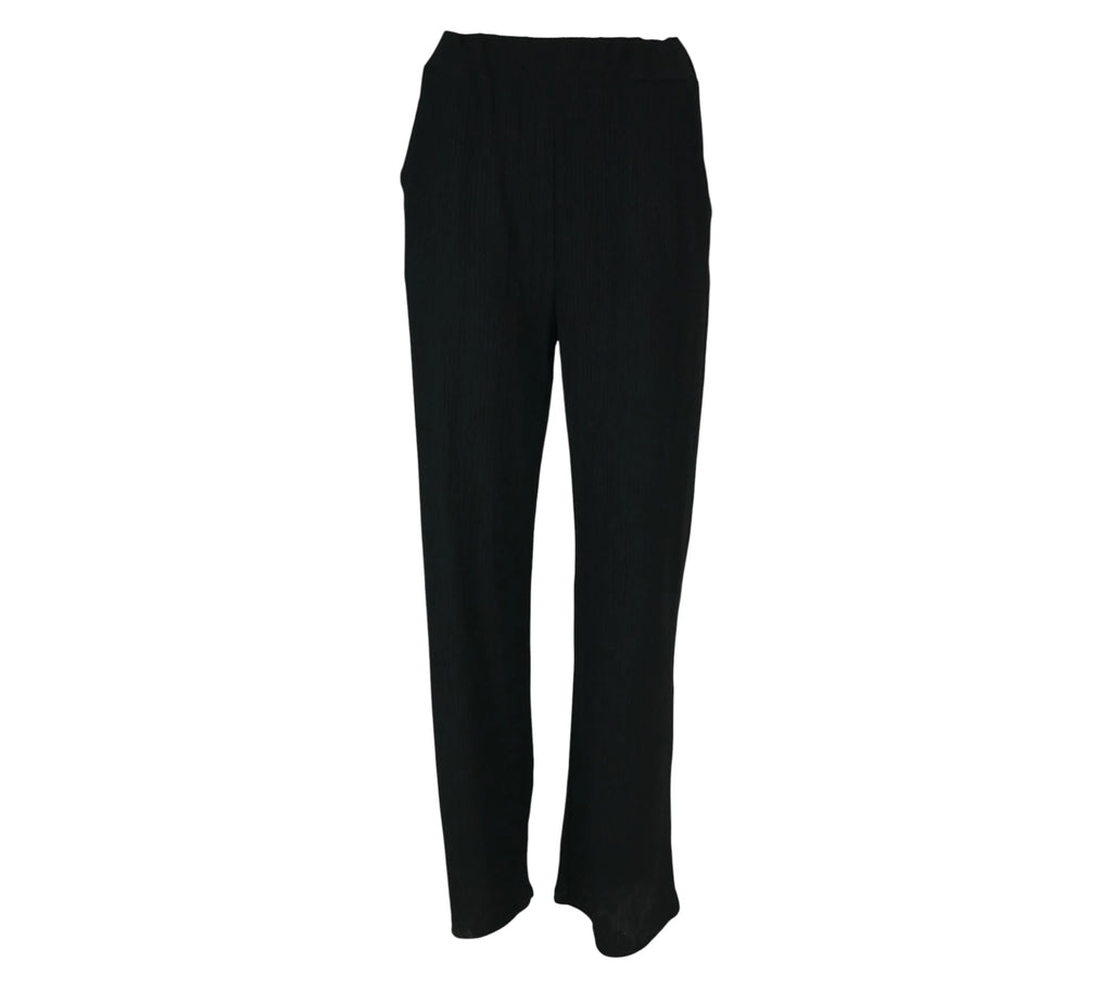 conjunto negro elegante mujer look completo