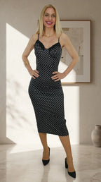 vestido lunares encaje negro ajustado mujer-vista frontal