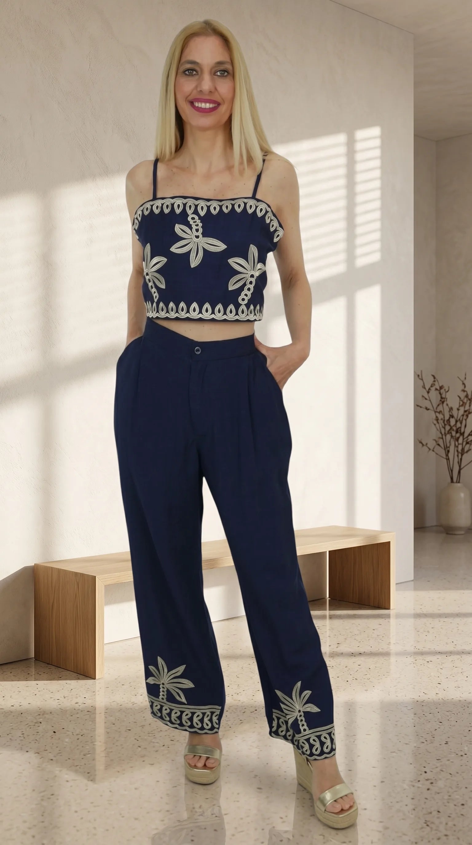 Pantalón Palma Bordado azul marino con top Palma Bordado azul marino