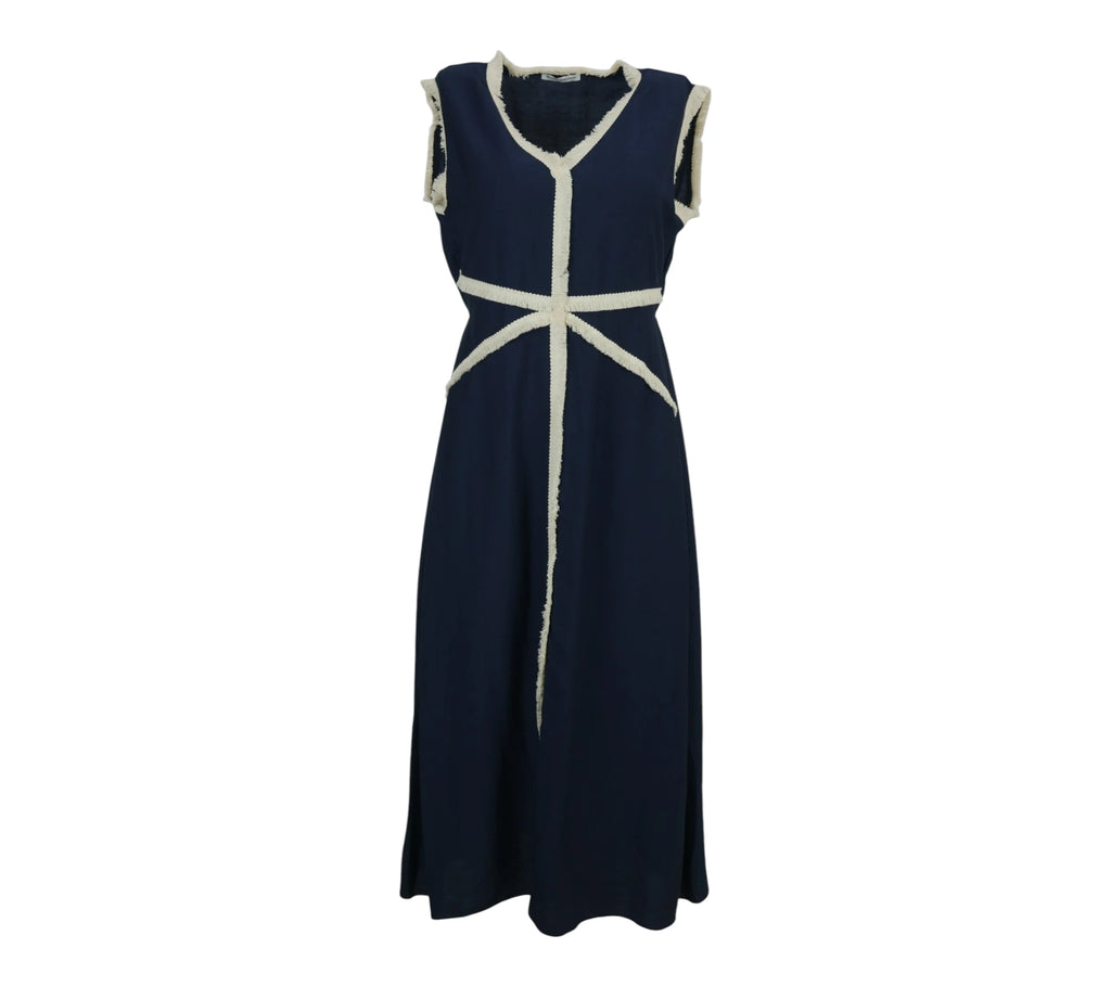 Vestido Sevilla azul marino con detalle desflecado en contraste en cintura y escote