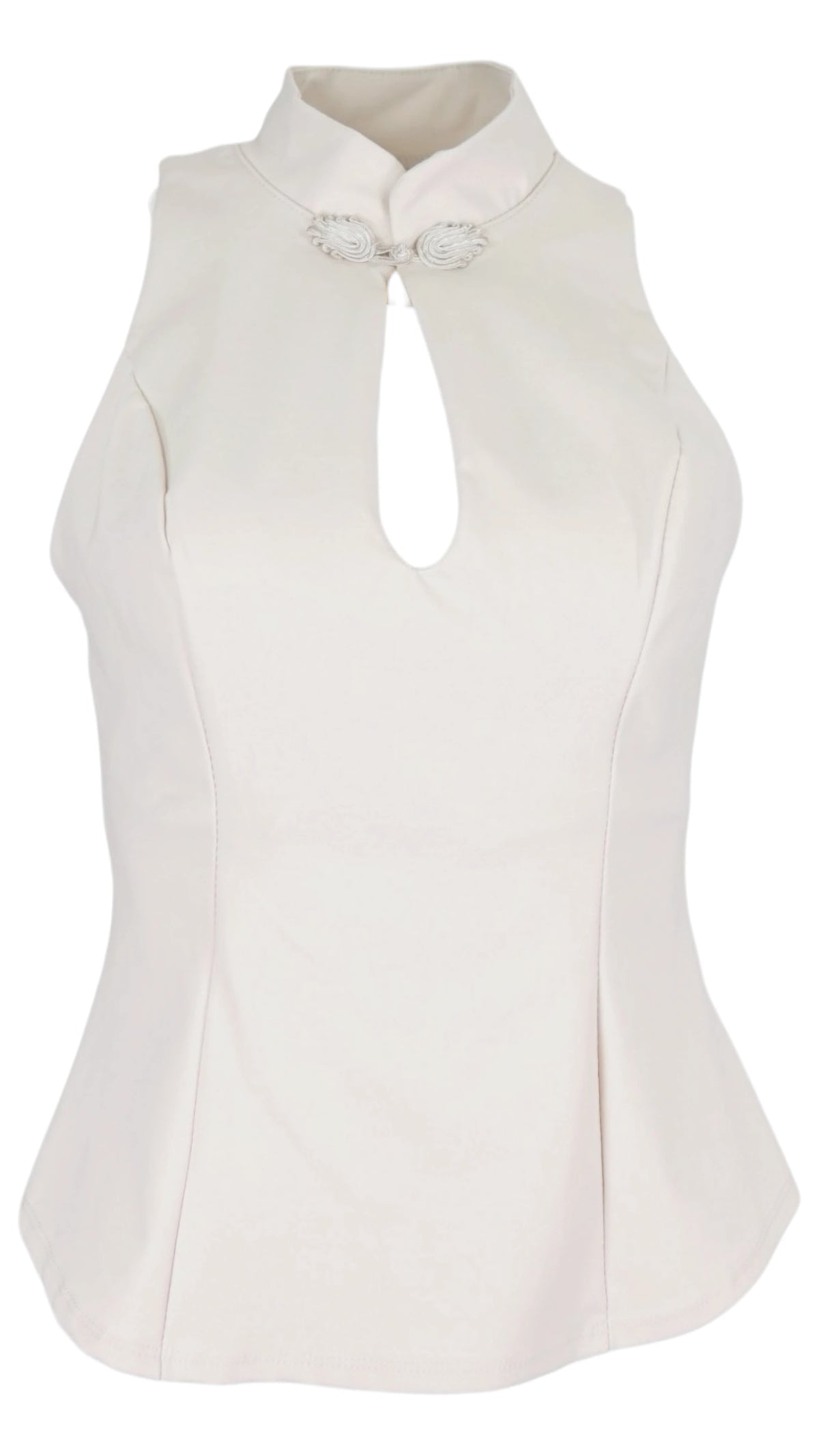 Top Oriental en color beige, sin mangas, con cuello mao, cierre decorativo y abertura frontal en forma de lágrima.