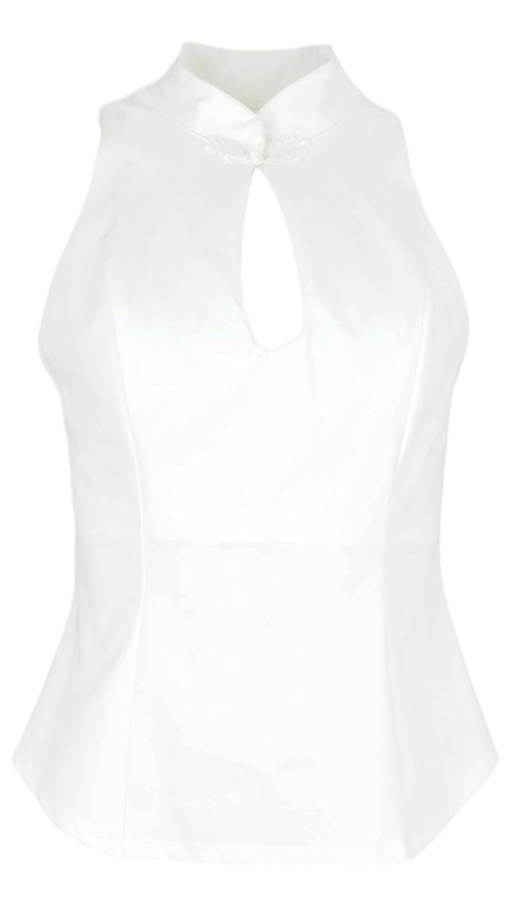 Top Oriental en color blanco, sin mangas, con cuello mao, cierre decorativo y abertura frontal en forma de lágrima.