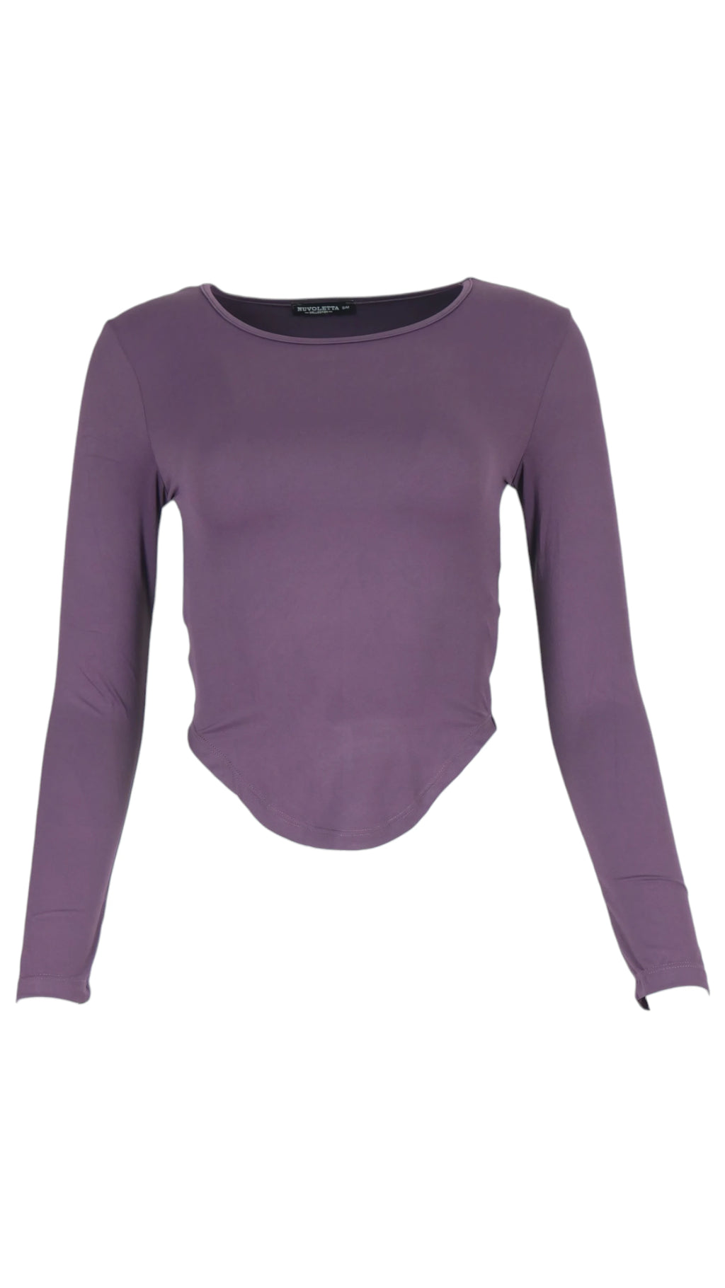 Camiseta Essential en color burdeos, de manga larga, con cuello redondo, corte entallado y bajo en pico.