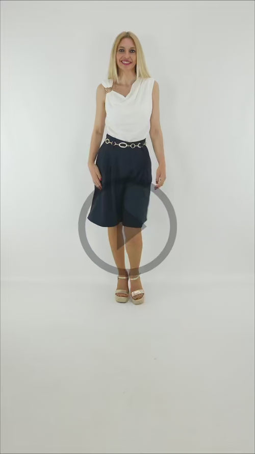 Video del Look de Bermuda Sastre de colo negro con top aro blanco