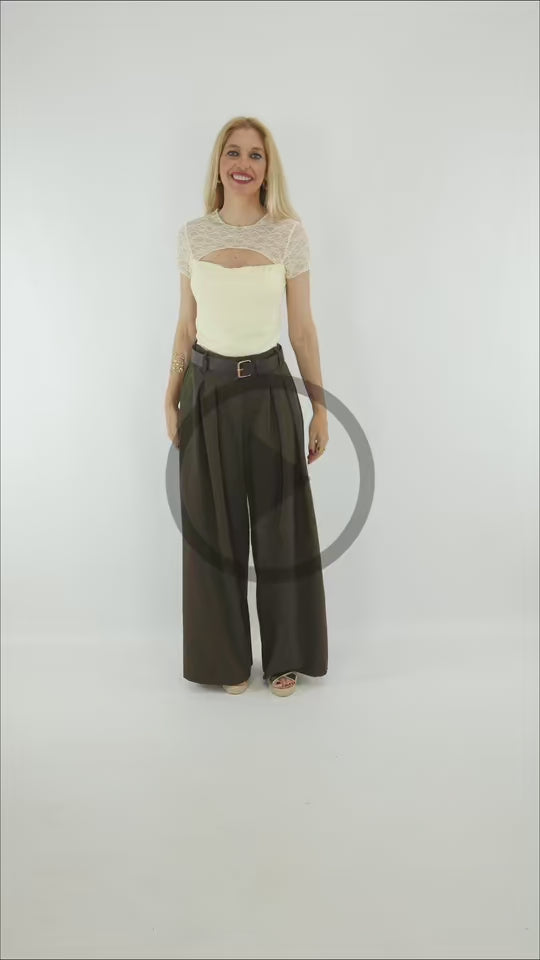 Video del Look Pantalón Palazzo con Top Capri