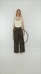 Video del Look Pantalón Palazzo con Top Capri